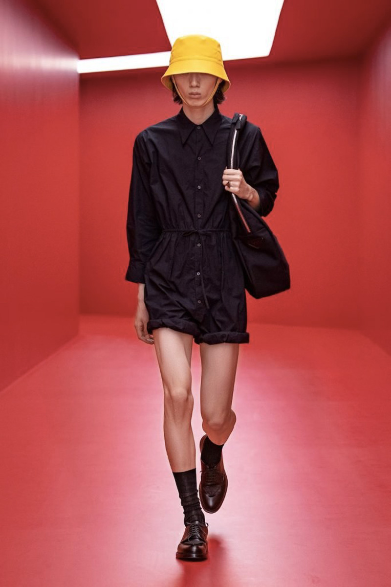 Prada collezione uomo primavera estate 2022 Life&People Magazine LifeandPeople.it