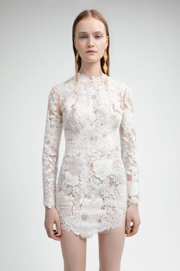 Tendenze moda Bridal Fashion Week abito corto pizzo macramè