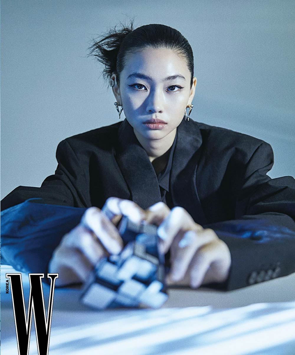 Hoyeon Jung testimonial vuitton Life&People Magazine