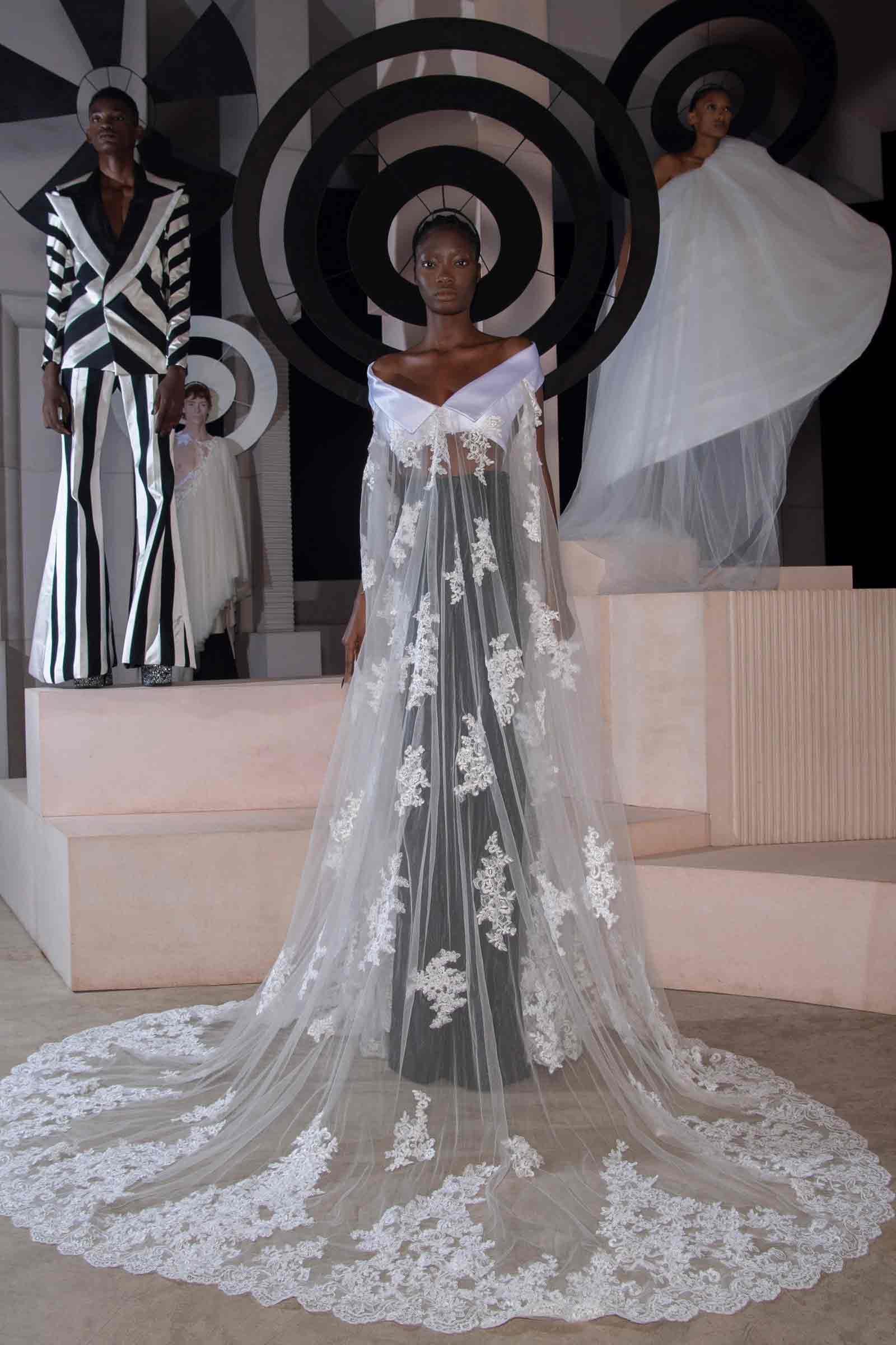 Abito trasparente tendenza primavera Life&People Magazine LifeandPeople.it