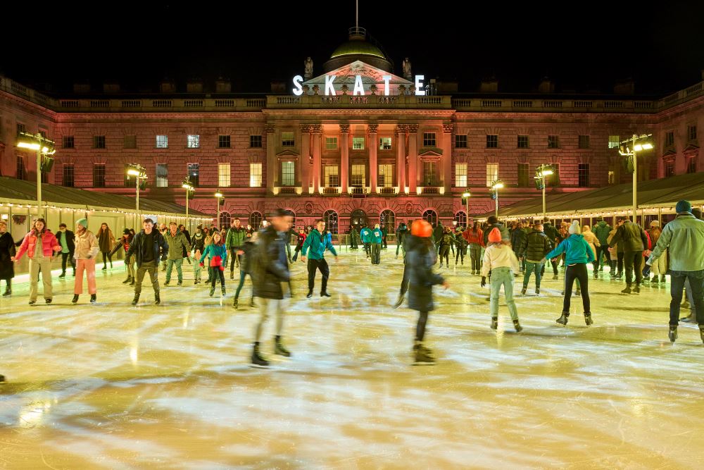 Piste di pattinaggio su ghiaccio più belle Life&People Magazine