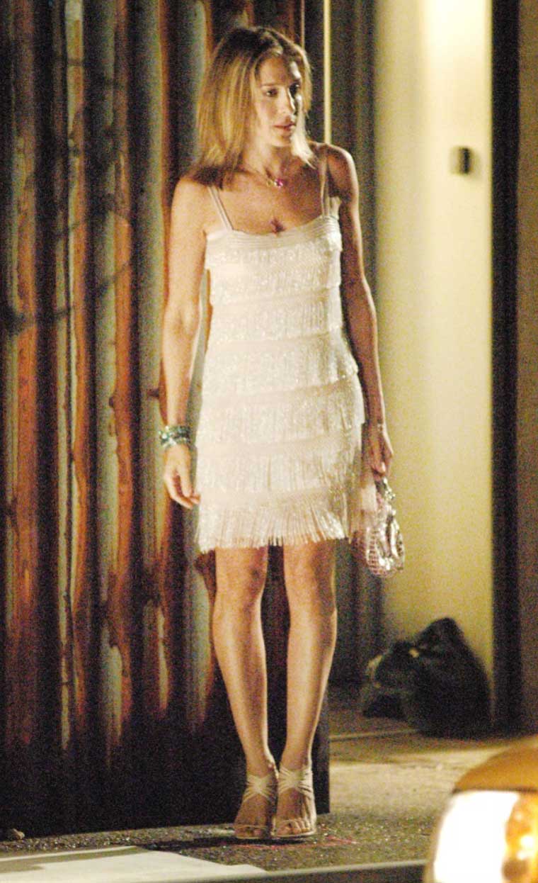 carrie bradshaw outfit | Life&People Magazine