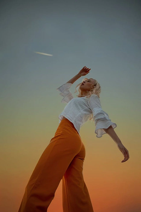 Pantaloni vita alta 2024 | Life&People Magazine