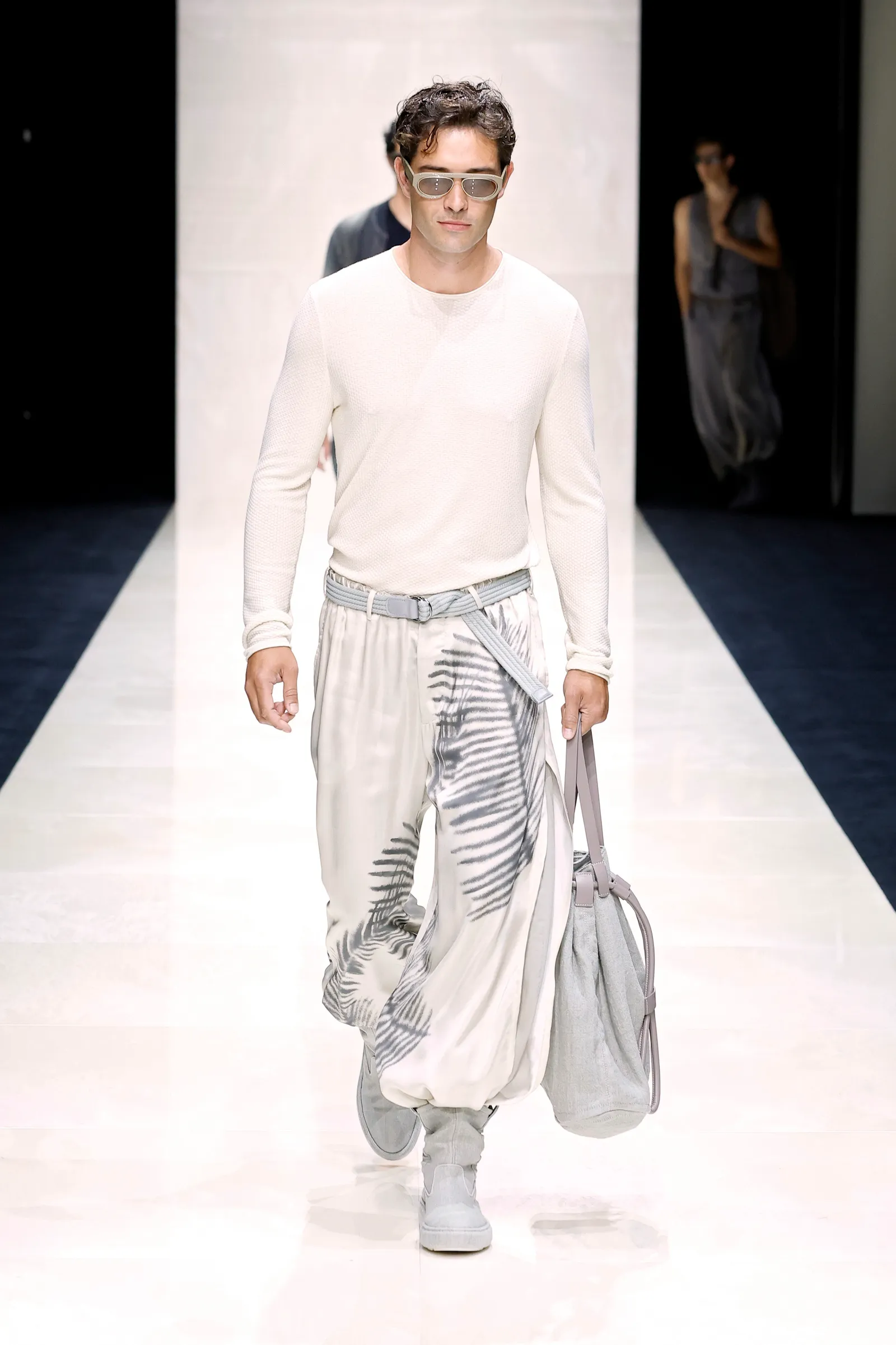 | Life&People Magazine